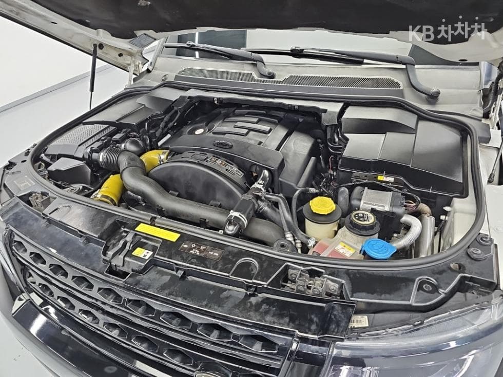 Land Rover 디스커버리43.0 SDV6 SE - 5