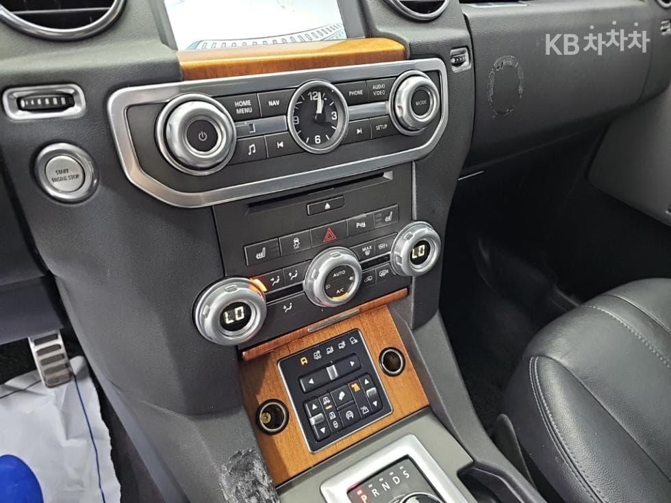 Land Rover 디스커버리43.0 SDV6 SE - 10