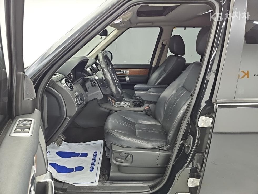 Land Rover 디스커버리43.0 SDV6 SE - 11