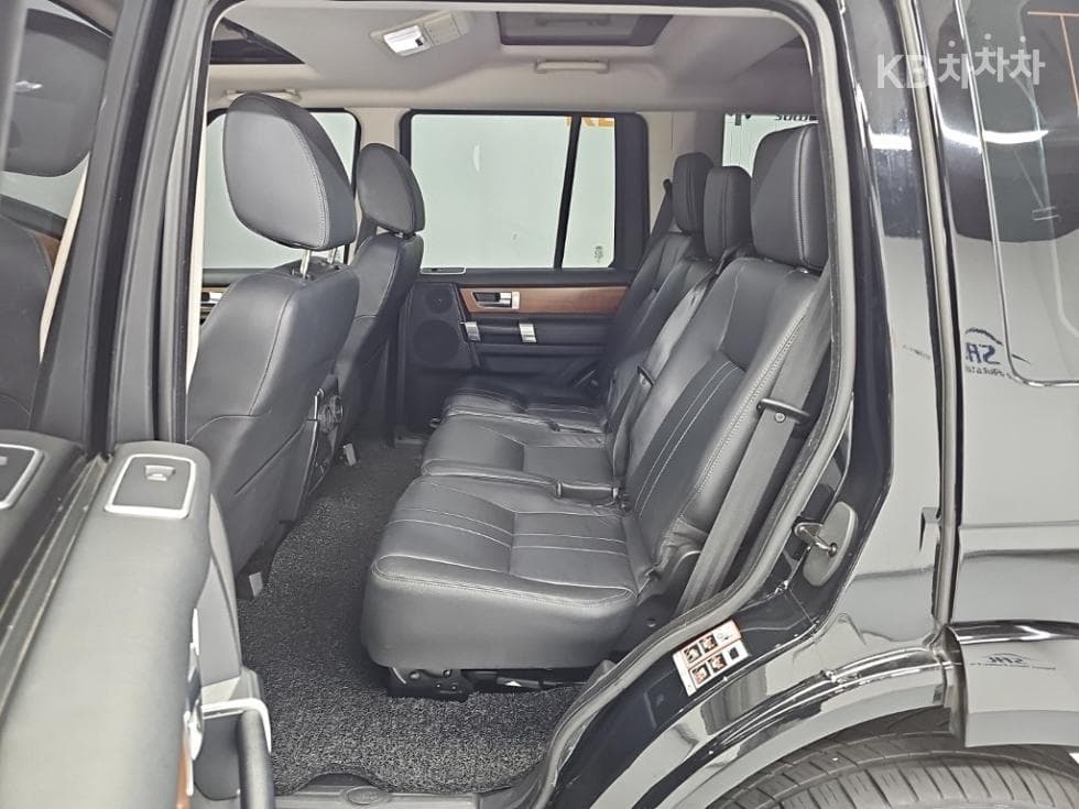 Land Rover 디스커버리43.0 SDV6 SE - 12