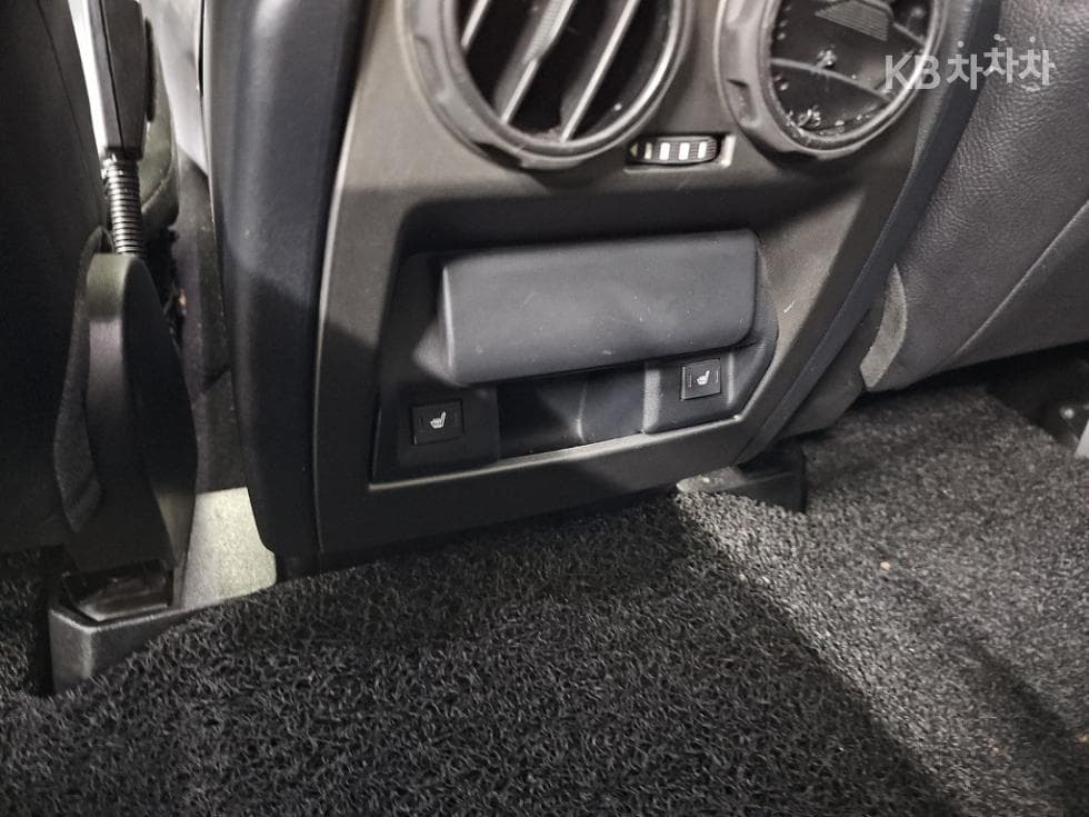 Land Rover 디스커버리43.0 SDV6 SE - 13