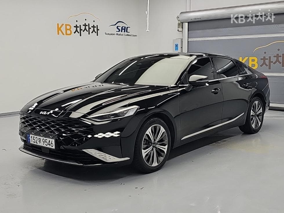Kia K8 Hybrid 1.6 Turbo Signature Special (special feature/edition) - Image 1