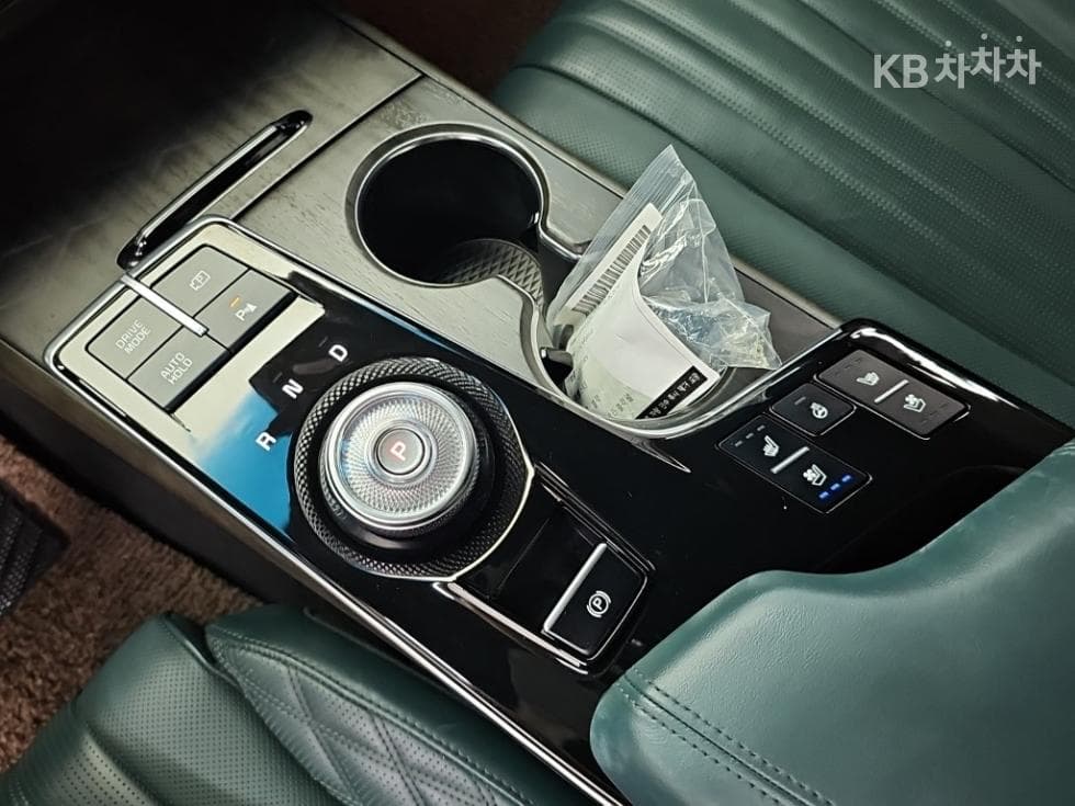 Kia K8 Hybrid1.6 Turbo Signature Special (special feature/edition) - 8