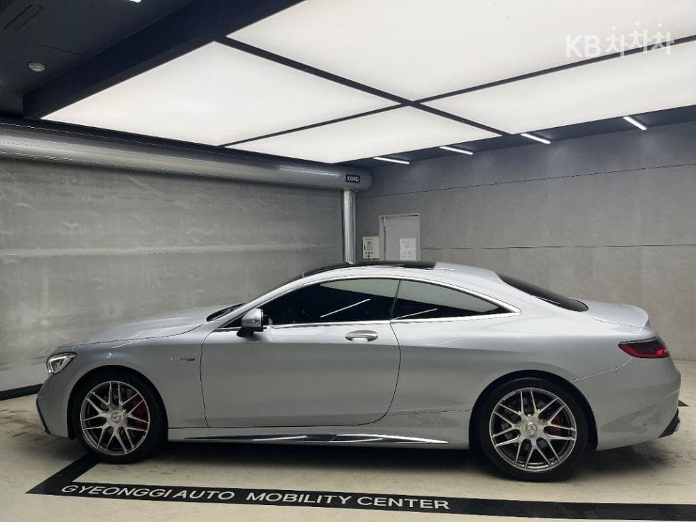 Mercedes-Benz Нов S-КласS63 AMG 4MATIC+ Coupe - 4
