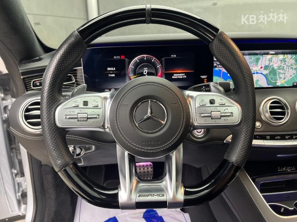 Mercedes-Benz Нов S-КласS63 AMG 4MATIC+ Coupe - 9