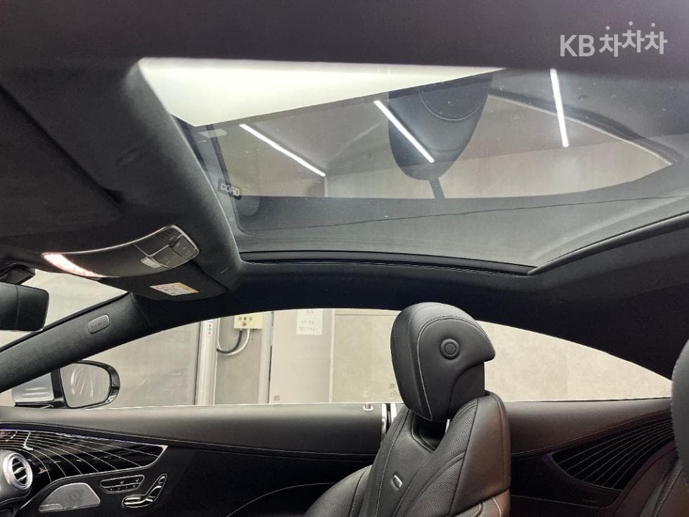 Mercedes-Benz Нов S-КласS63 AMG 4MATIC+ Coupe - 15