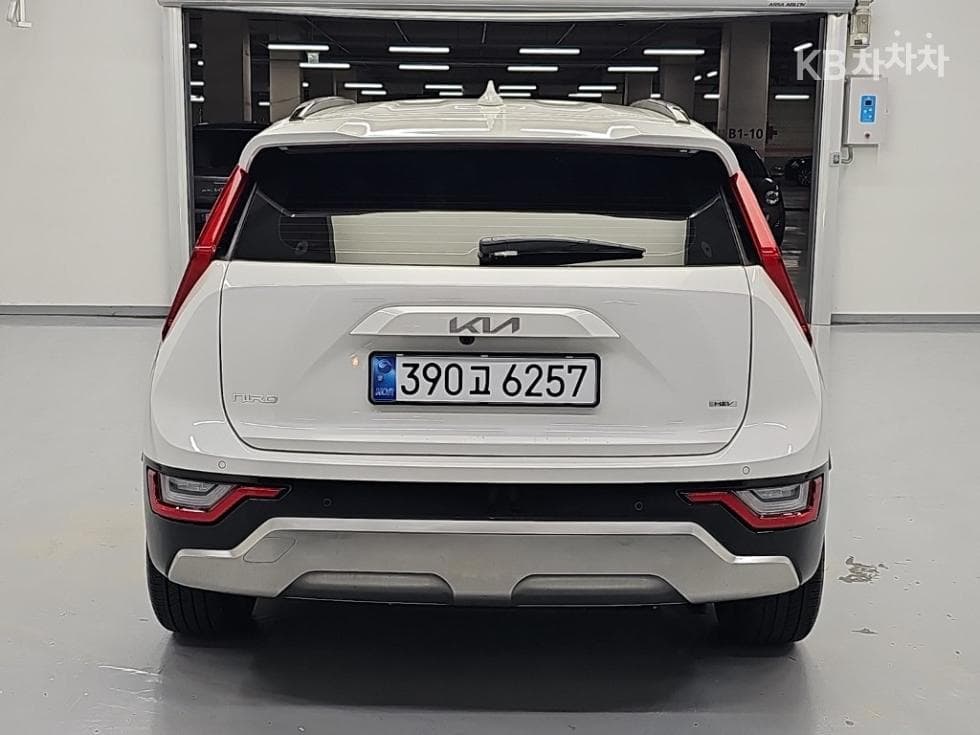 Kia The All New Niro1.6 HEV Signature - 3