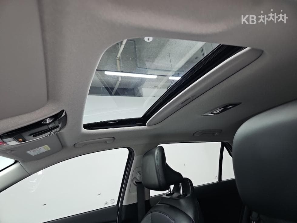Kia The All New Niro1.6 HEV Signature - 15
