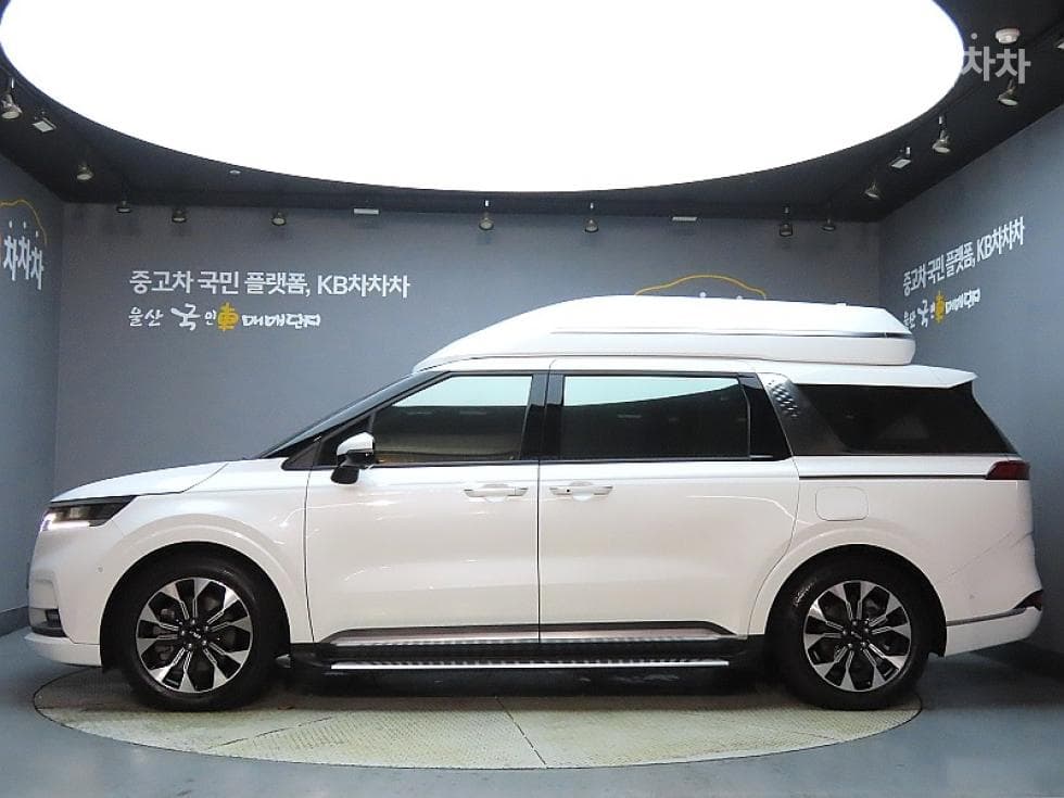 Kia Carnival 4th generationHigh Limousine (Carnival) G3.5 GDI 7-seater (Limousine) Signature - 5