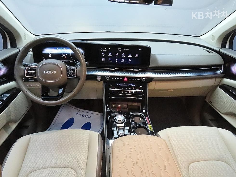 Kia Carnival 4th generationHigh Limousine (Carnival) G3.5 GDI 7-seater (Limousine) Signature - 6