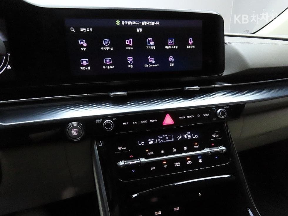 Kia Carnival 4th generationHigh Limousine (Carnival) G3.5 GDI 7-seater (Limousine) Signature - 17