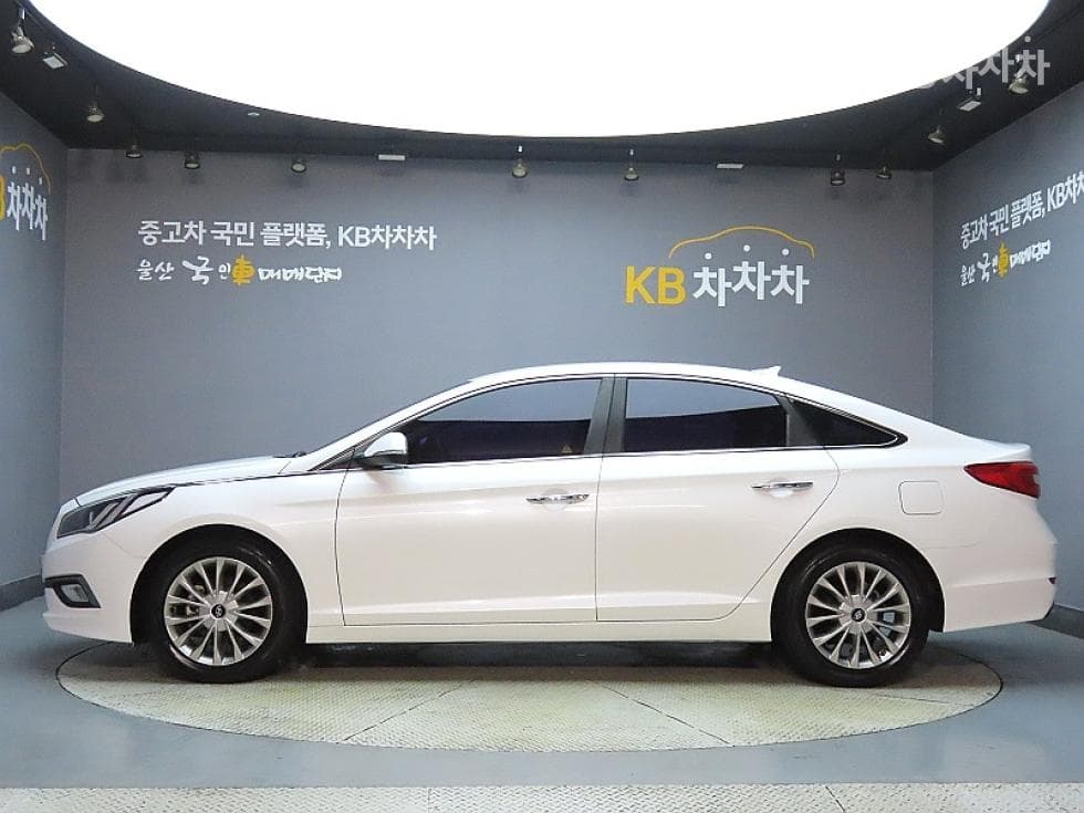 Hyundai Sonata LF2.0 Smart Standard - 5