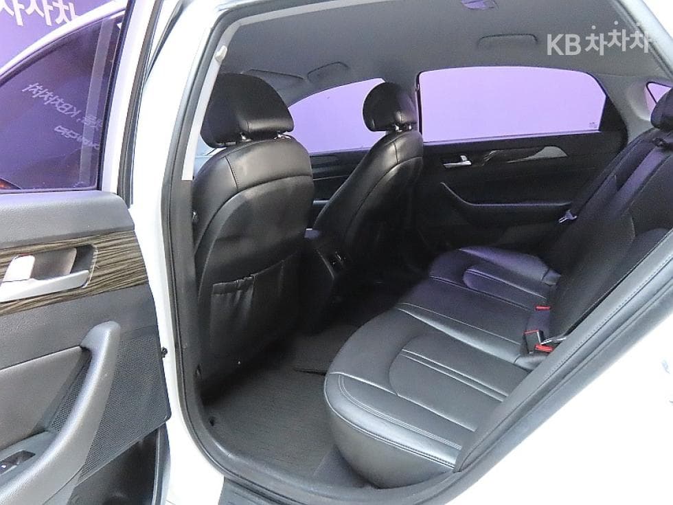 Hyundai Sonata LF2.0 Smart Standard - 11