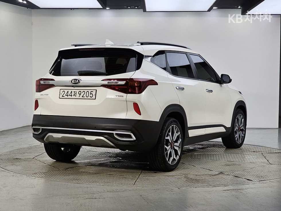 Kia Seltos1.6 Gasoline Turbo 2WD Noblesse - 4