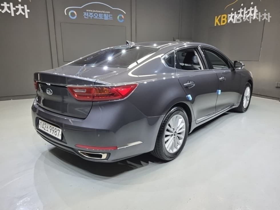 Киа All New K73.0 LPI Рент-а-кар Лукс - 6