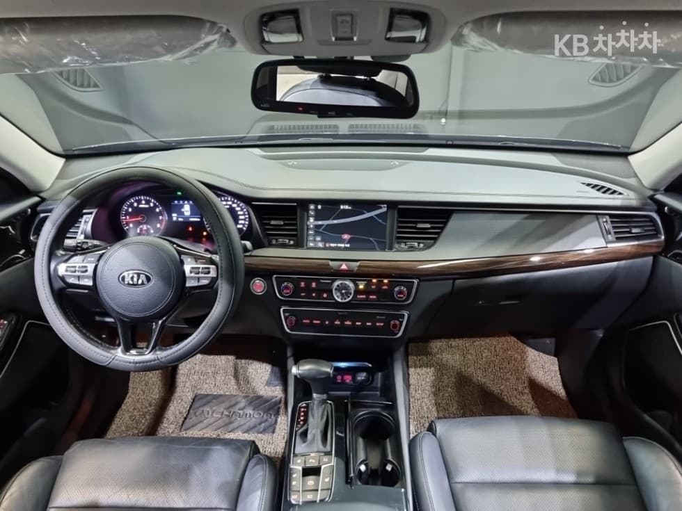 Киа All New K73.0 LPI Рент-а-кар Лукс - 9