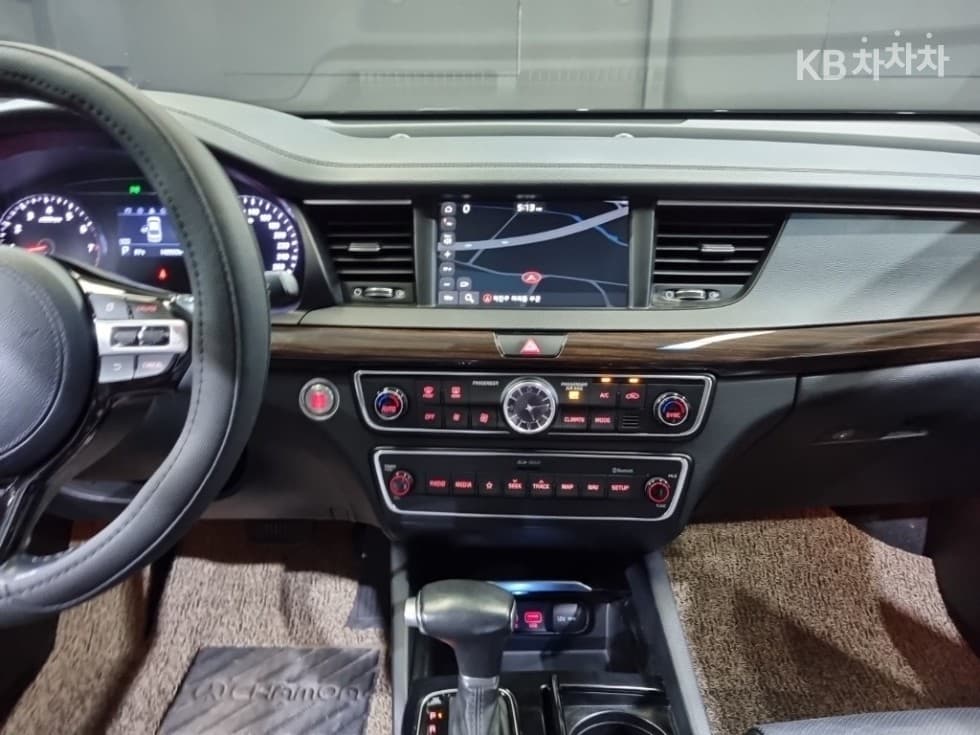Киа All New K73.0 LPI Рент-а-кар Лукс - 10