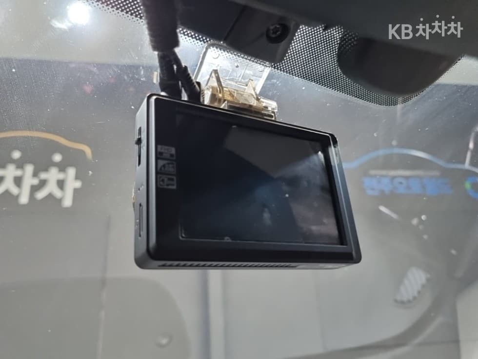 Киа All New K73.0 LPI Рент-а-кар Лукс - 21
