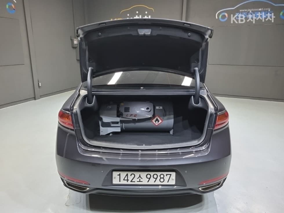 Киа All New K73.0 LPI Рент-а-кар Лукс - 26