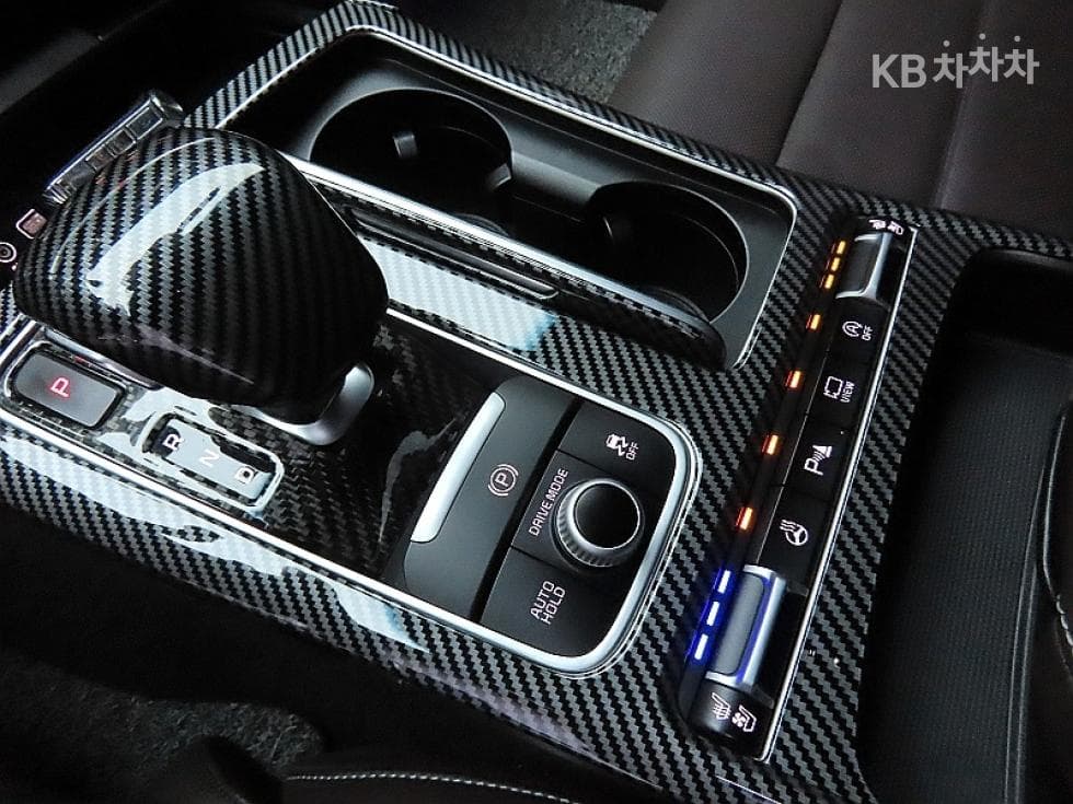 Kia Stinger3.3 Turbo 4WD GT - 9