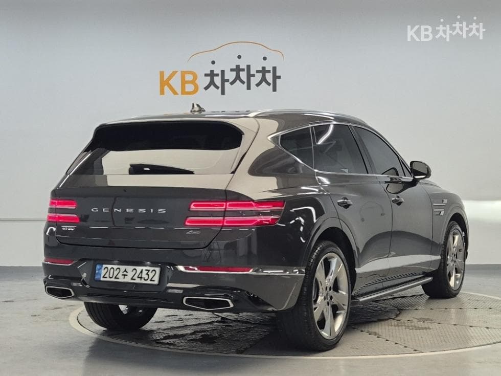 Genesis GV802.5 Turbo Gasoline AWD - 3