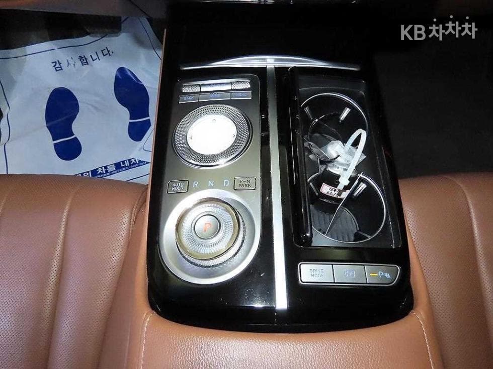 Дженезис G80(RG3)2.5 Турбо Бензин Директ Инжекция 2WD - 12