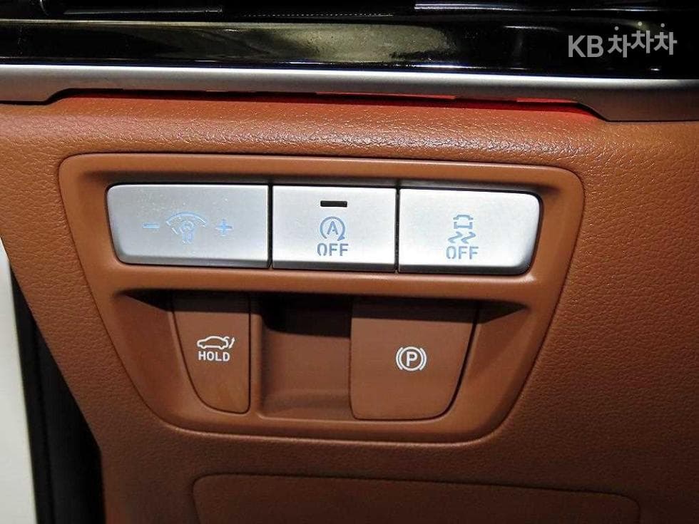 Дженезис G80(RG3)2.5 Турбо Бензин Директ Инжекция 2WD - 14