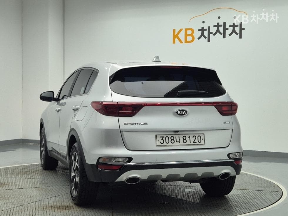 Киа Sportage 더 볼드Смарт스트림 D 1.6 Дизел 4x4 Тренди - 2