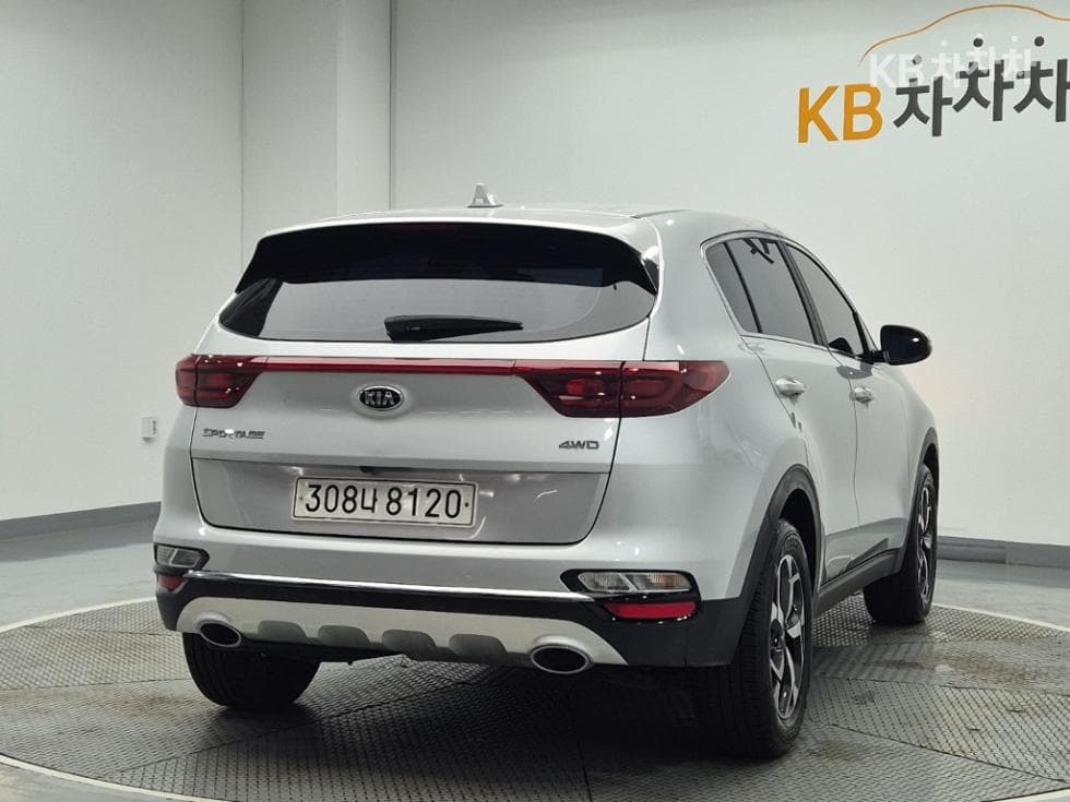 Киа Sportage 더 볼드Смарт스트림 D 1.6 Дизел 4x4 Тренди - 3