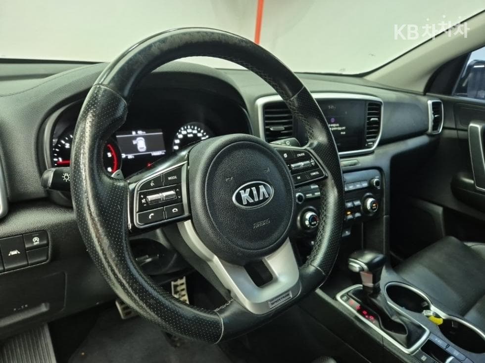 Киа Sportage 더 볼드Смарт스트림 D 1.6 Дизел 4x4 Тренди - 9