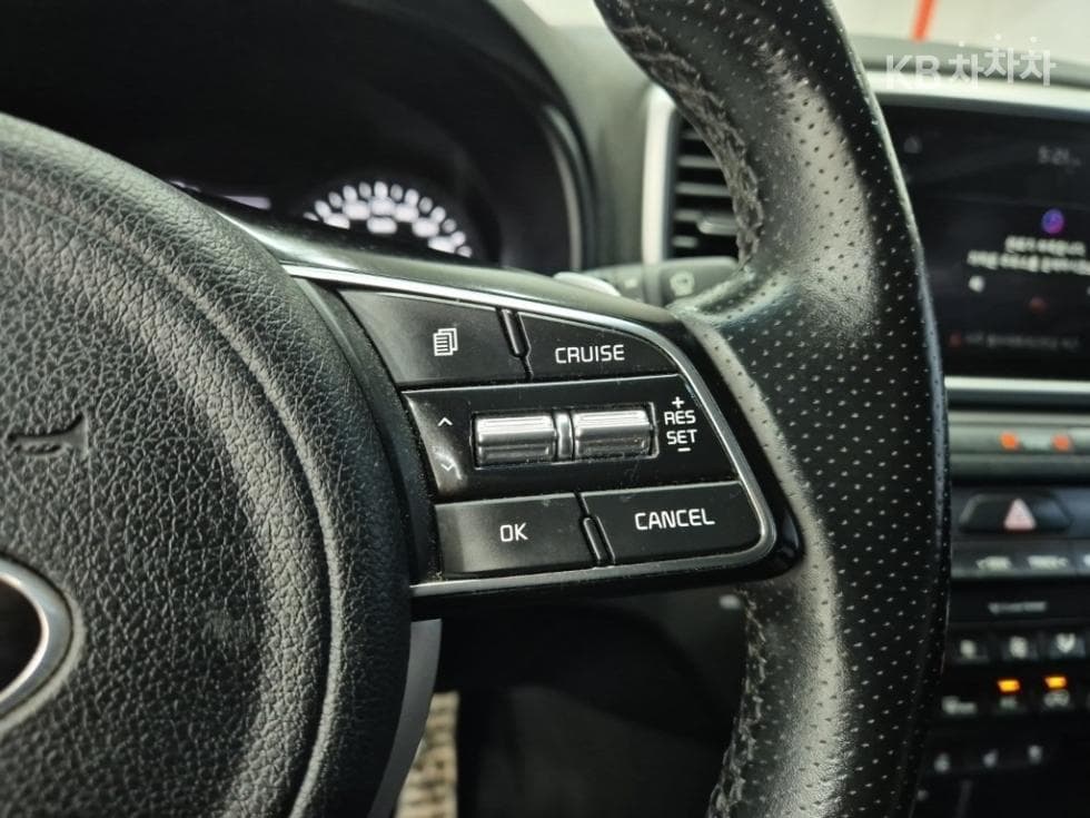 Киа Sportage 더 볼드Смарт스트림 D 1.6 Дизел 4x4 Тренди - 15