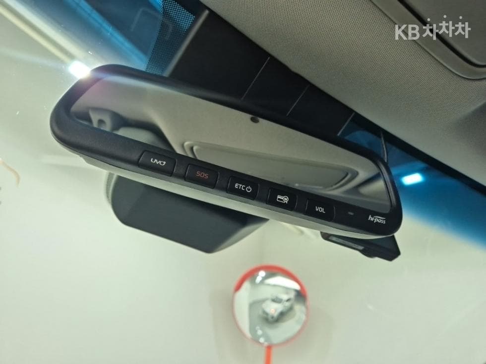 Киа Sportage 더 볼드Смарт스트림 D 1.6 Дизел 4x4 Тренди - 16