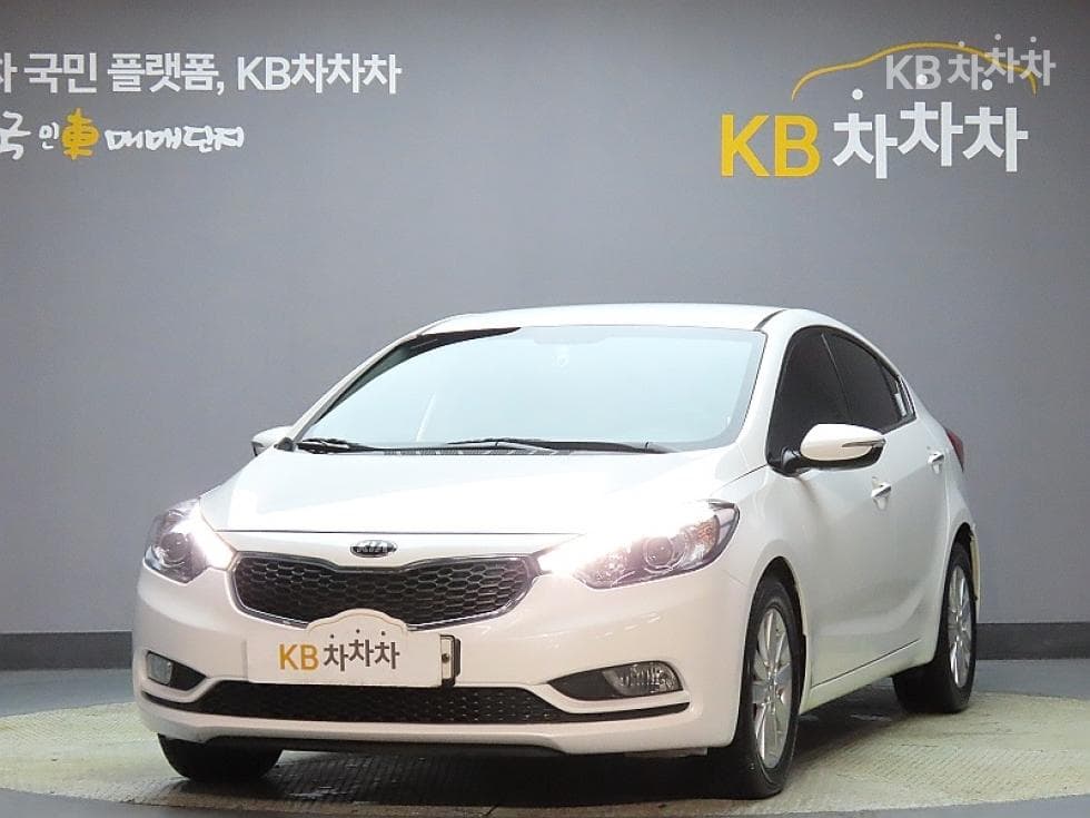 Kia K3 Luxury - Image 1