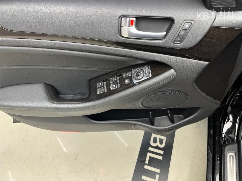 Kia The New (facelift) K73.0 GDI Prestige - 11