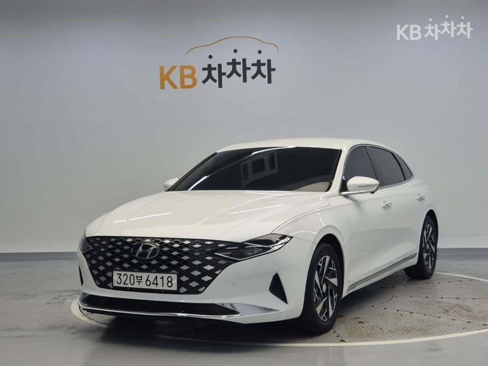 Hyundai The New (facelift) Grandeur (Azera) Hybrid 2.4 Le Blanc - Image 1