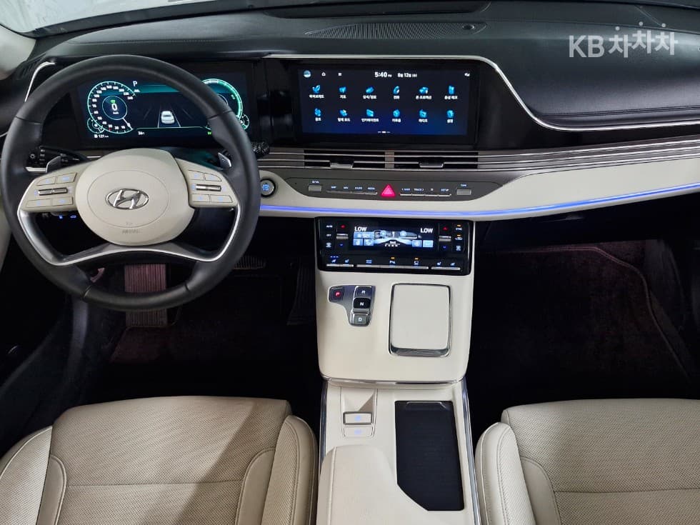 Hyundai The New (facelift) Grandeur (Azera) Hybrid2.4 Le Blanc - 5