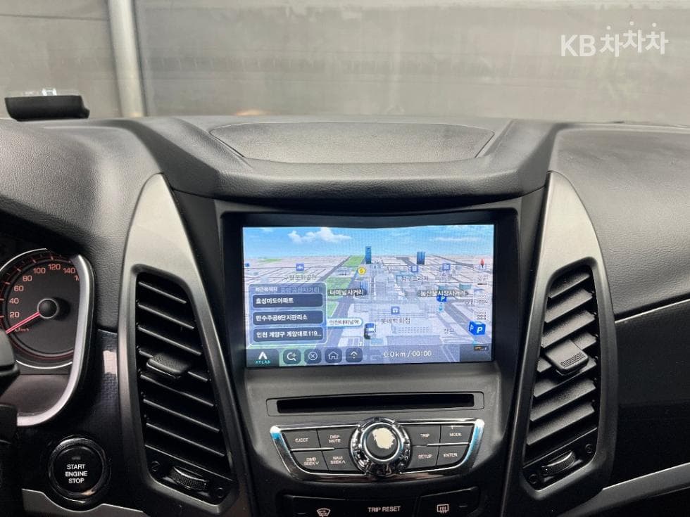 КейДжи Мобилити Нов Стил 코란도 C2.2 RX 2WD Висок клас - 13