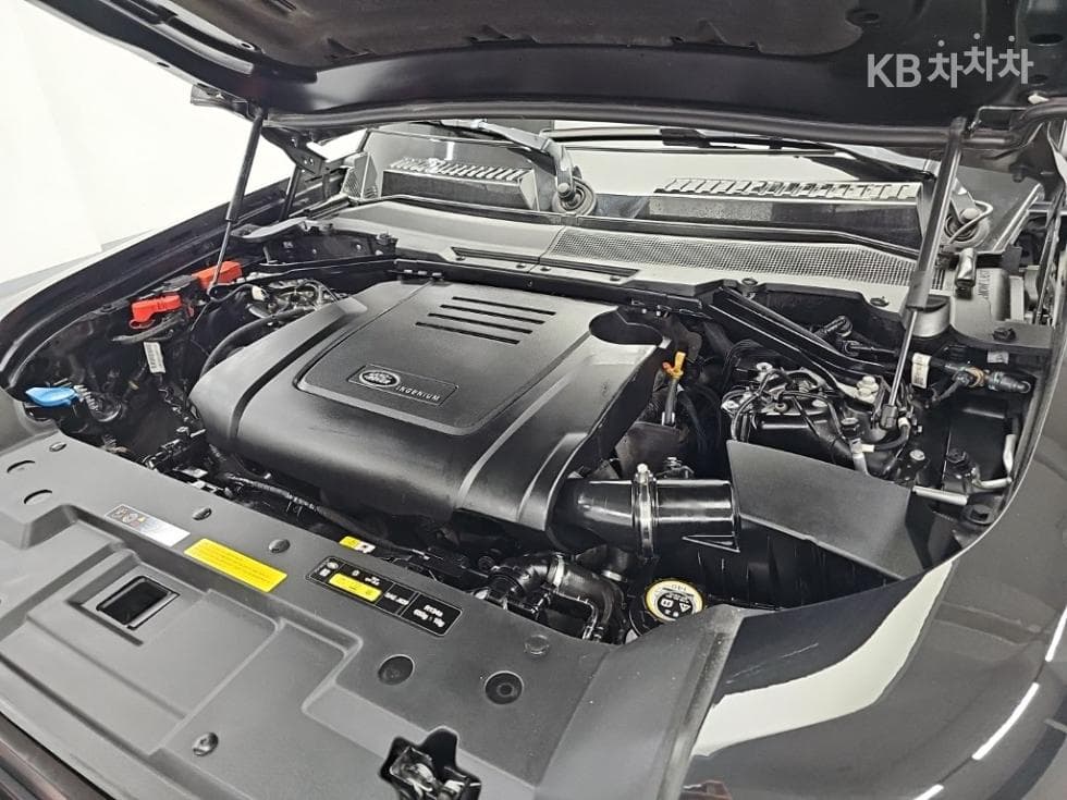 Land Rover 디펜더(L663)110 P300 X-DYN SE - 5