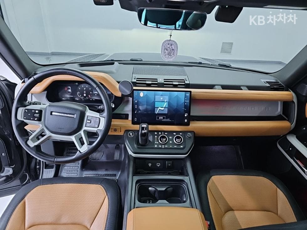 Land Rover 디펜더(L663)110 P300 X-DYN SE - 7