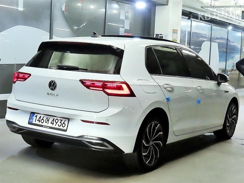 Volkswagen The Golf 8(MK8)2.0 Турбо Дизел Инжекция Prestige - 4