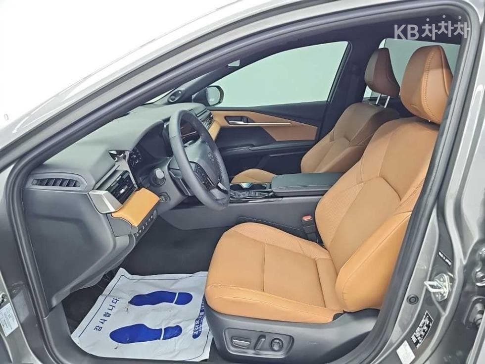 Toyota Camry XV802.5L hybrid XLE Premium - 11
