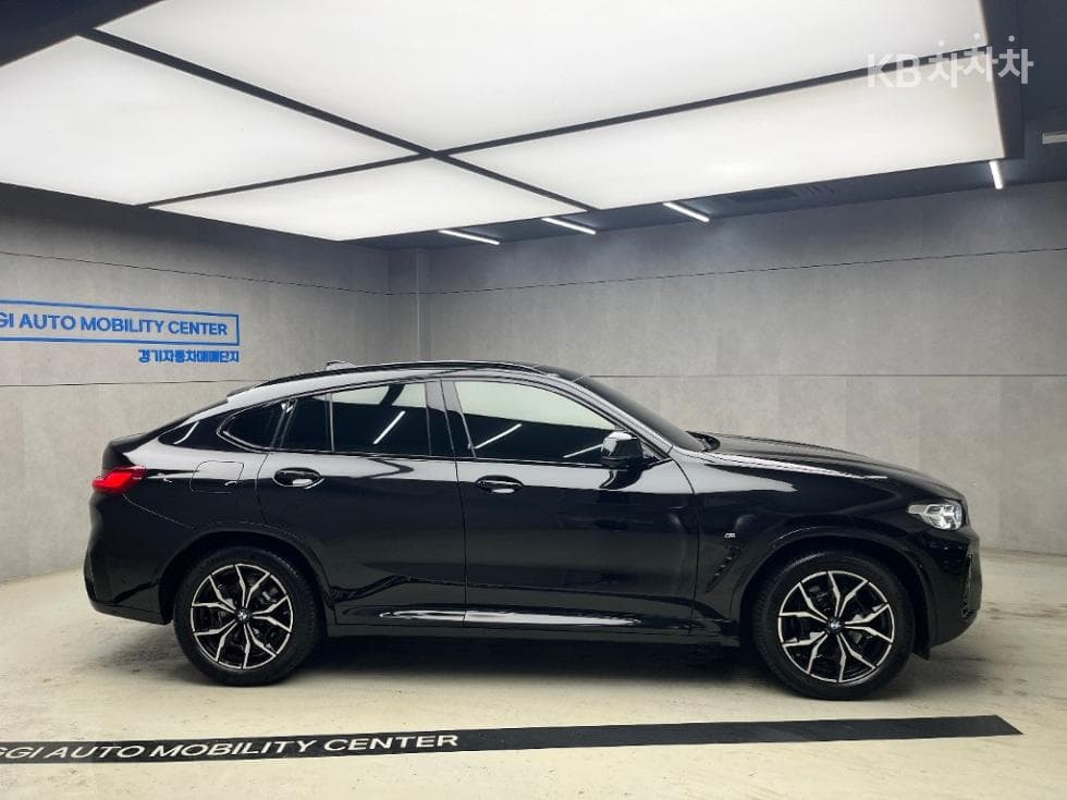 BMW New X4 (G02)xDrive 20d M Sport Pakage - 2