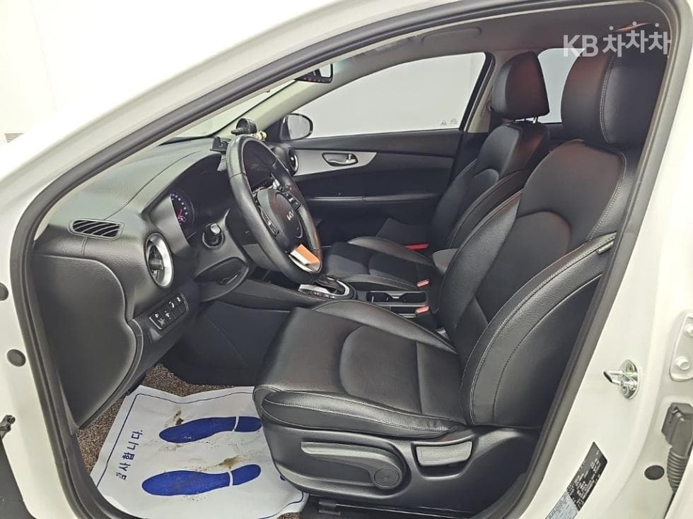 Kia The New (facelift) K3(BD)1.6 Gasoline Prestige - 11