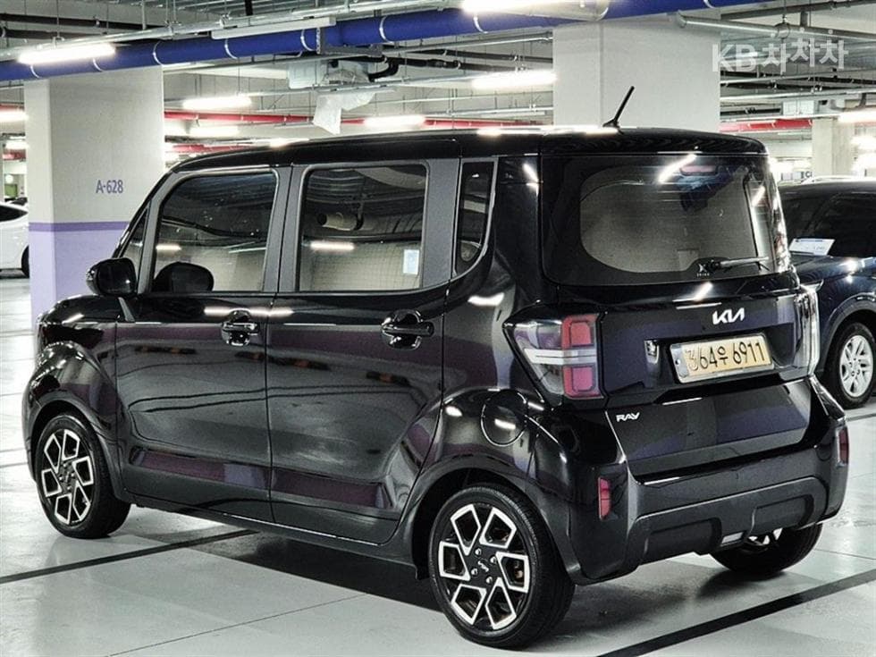 Kia The New (facelift) Kia Ray (van)1.0 Gasoline Prestige - 3