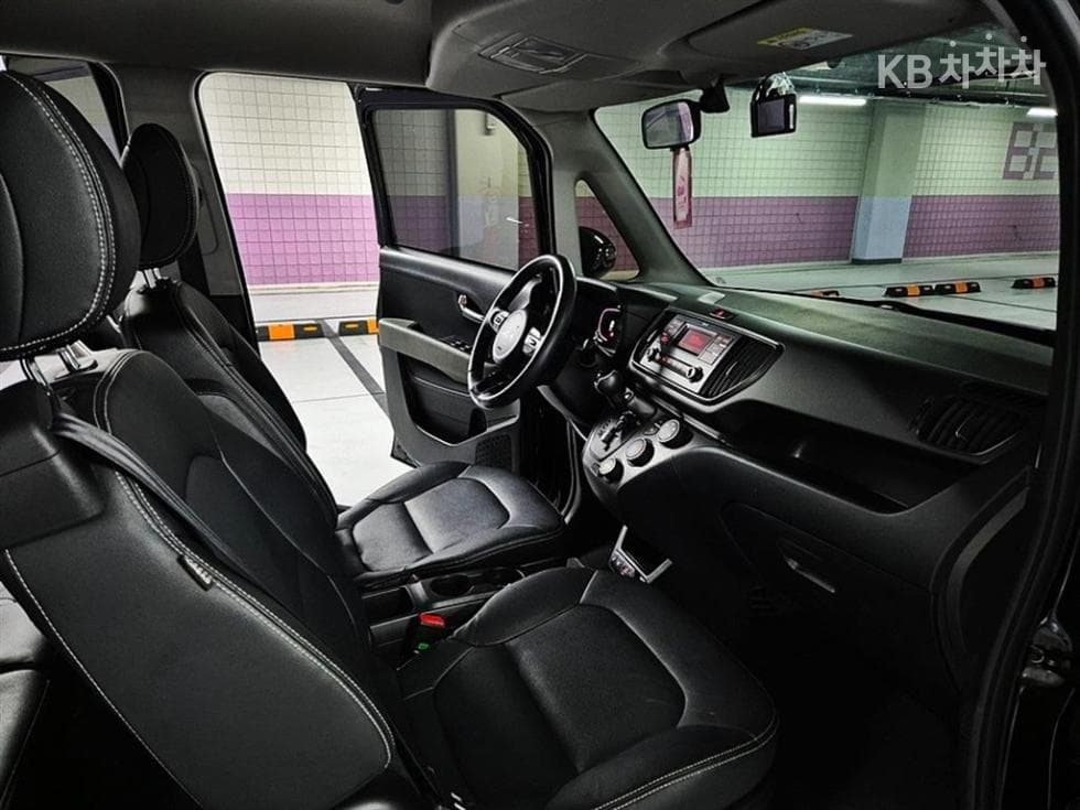 Kia The New (facelift) Kia Ray (van)1.0 Gasoline Prestige - 8