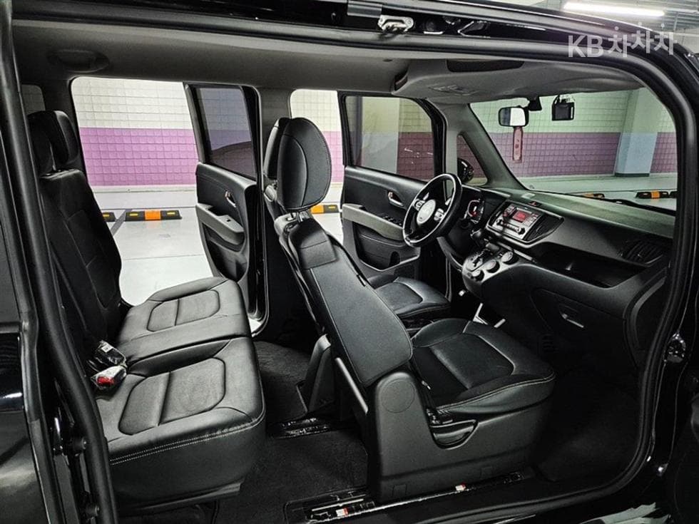 Kia The New (facelift) Kia Ray (van)1.0 Gasoline Prestige - 10