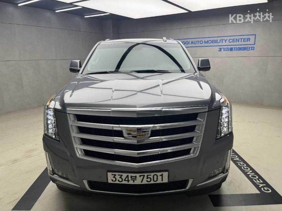 캐딜락 ESCALADE(4-то поколение) 6.2 V8 (14~) - Image 1
