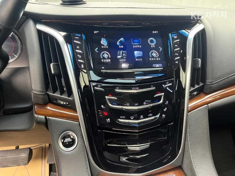 캐딜락 ESCALADE(4th generation)6.2 V8 - 12