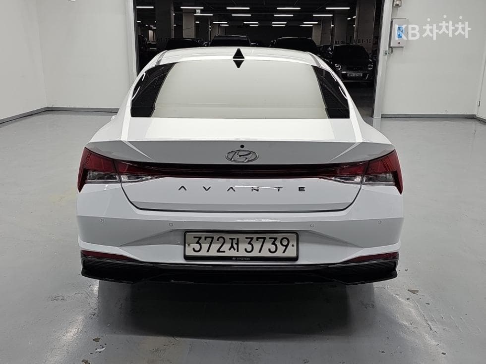Hyundai All New Avante (Elantra) Hybrid(CN7)Modern - 3