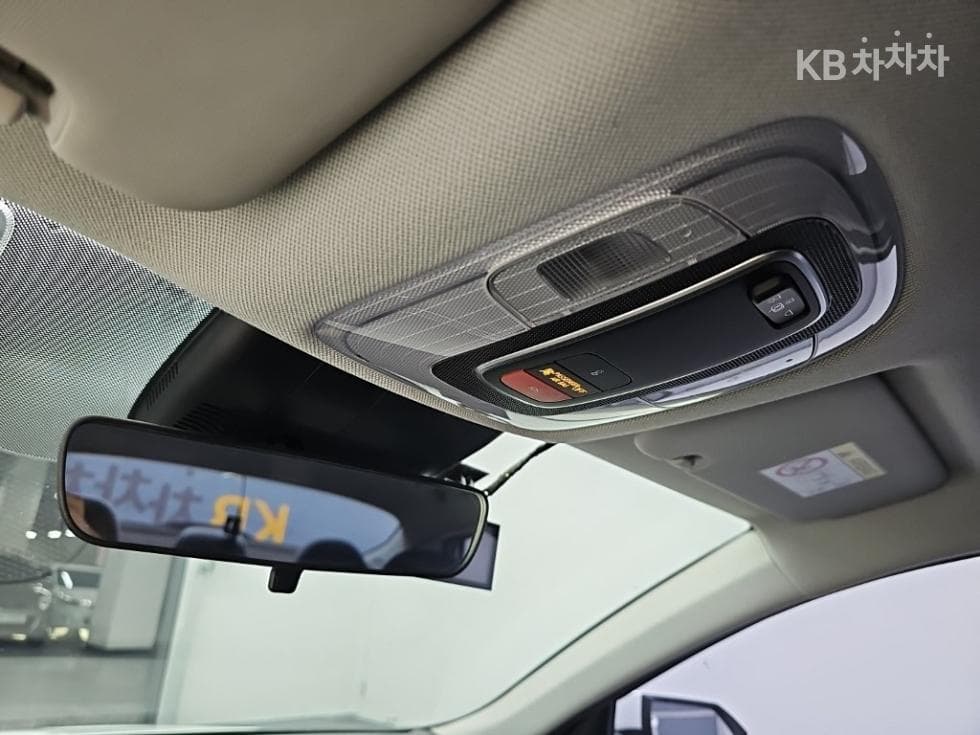 Hyundai All New Avante (Elantra) Hybrid(CN7)Modern - 15